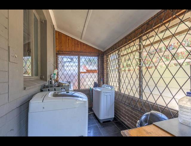 4 BEDROOM HOUSE FOR SALE IN LESTER PARK